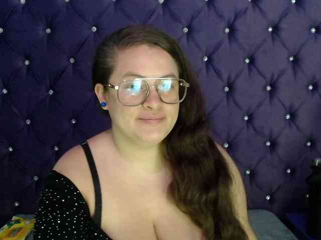 SaraThonson webcam