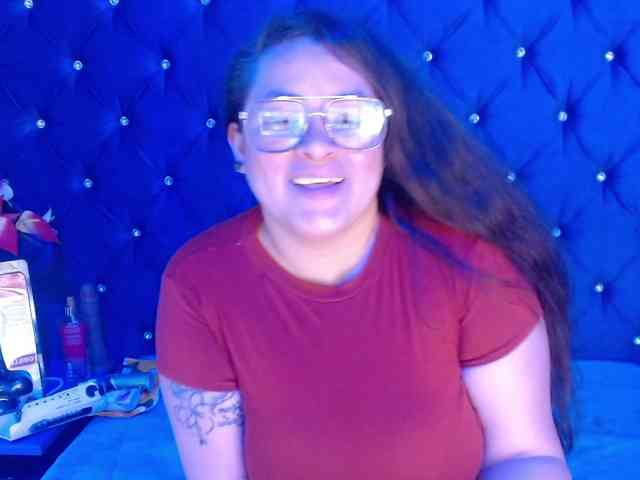 SaraThonson webcam