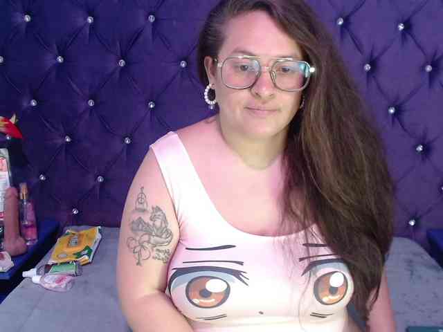 SaraThonson webcam