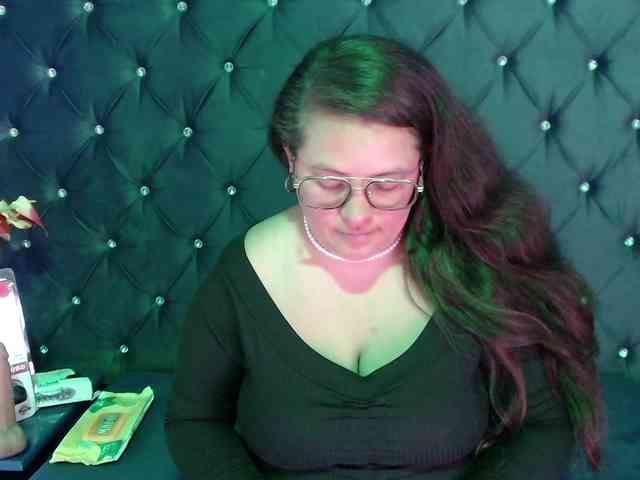 SaraThonson webcam
