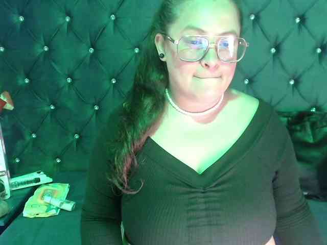 SaraThonson webcam