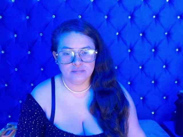 SaraThonson webcam