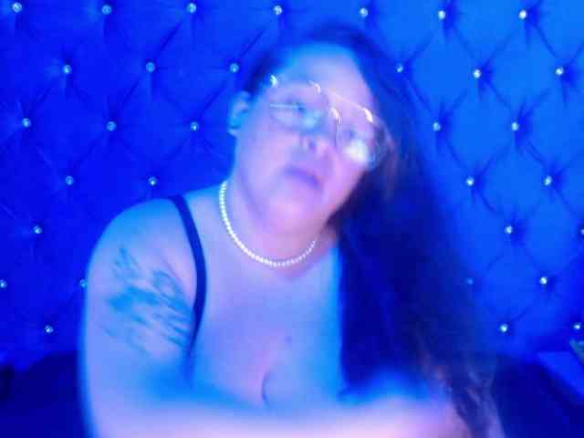 SaraThonson webcam