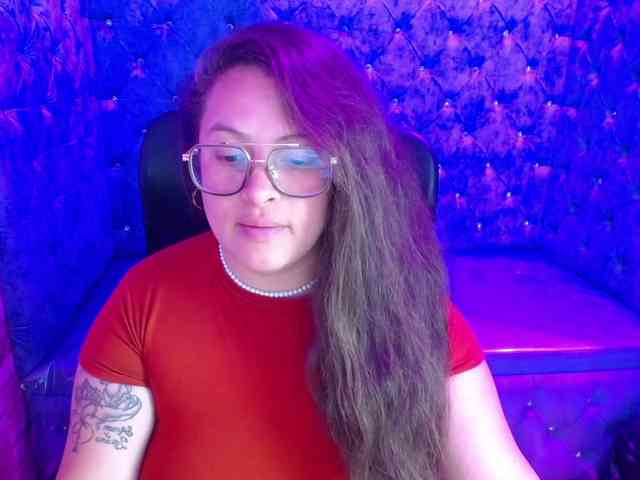 SaraThonson webcam