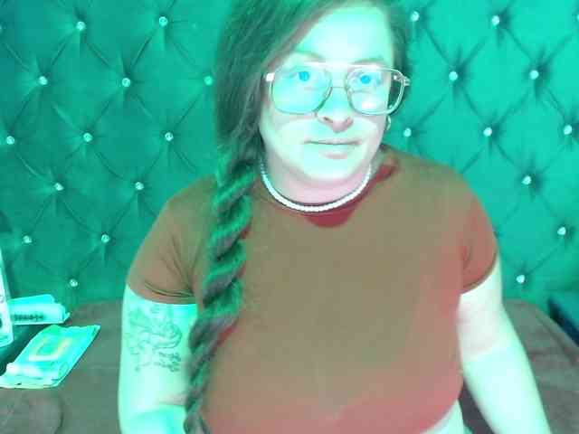 SaraThonson webcam