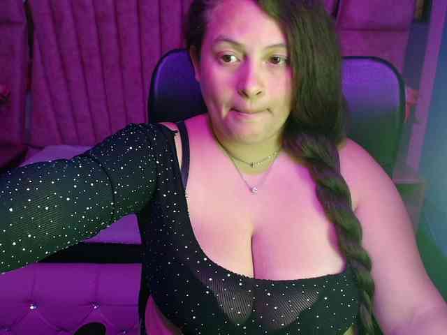 SaraThonson webcam