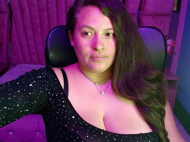 SaraThonson webcam