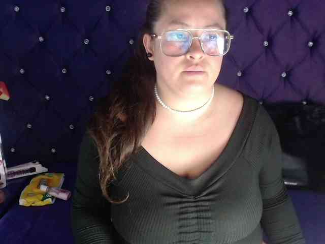 SaraThonson webcam