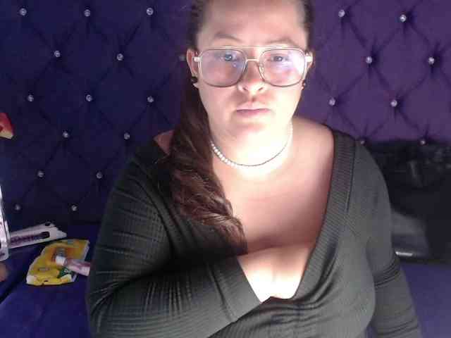 SaraThonson webcam