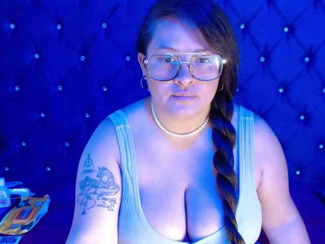 SaraThonson webcam