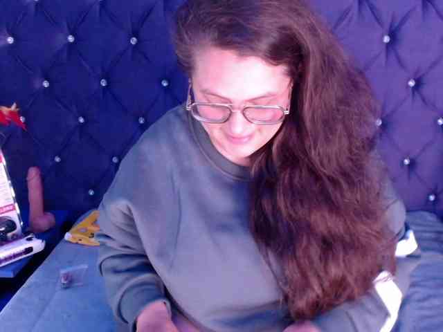 SaraThonson webcam