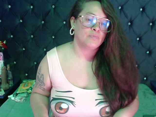 SaraThonson webcam