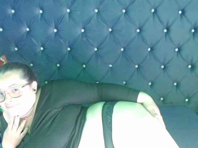 SaraThonson webcam
