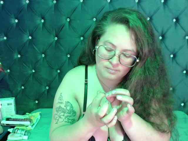 SaraThonson webcam