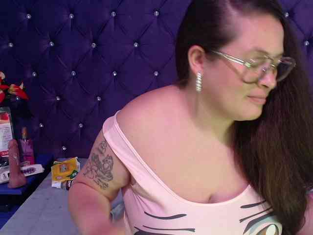SaraThonson webcam