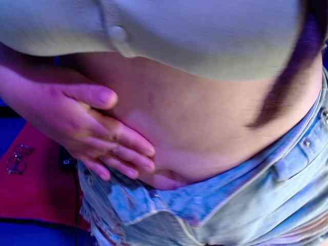 SaraThonson webcam