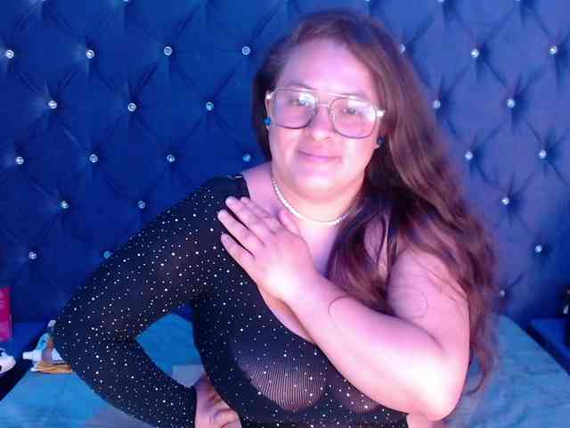SaraThonson webcam