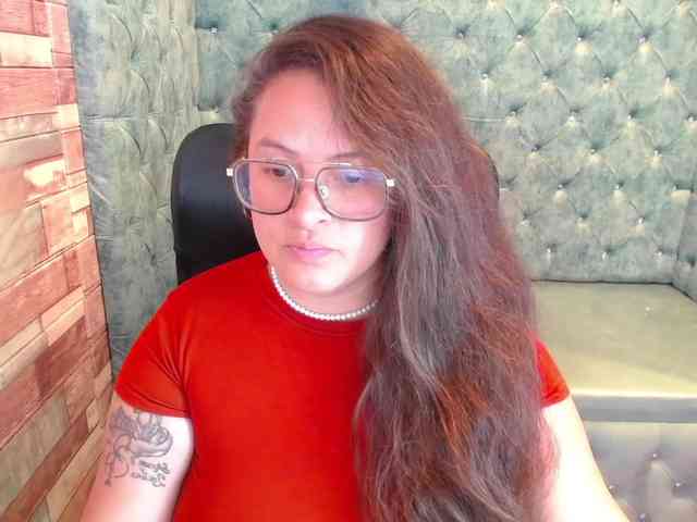 SaraThonson webcam
