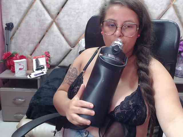 SaraThonson webcam