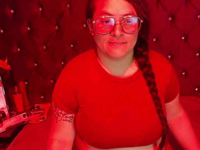 SaraThonson webcam