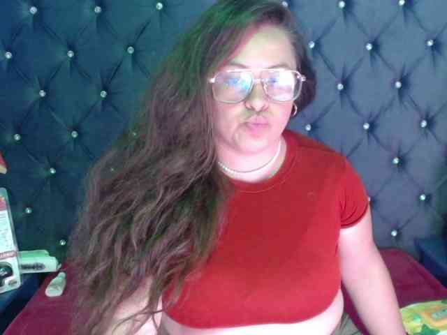SaraThonson webcam