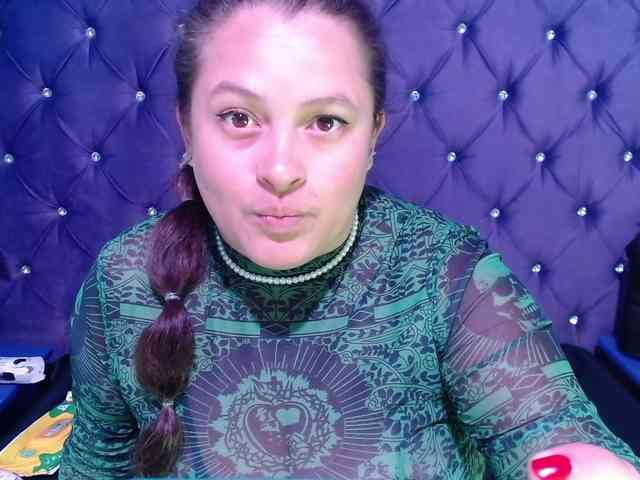 SaraThonson webcam