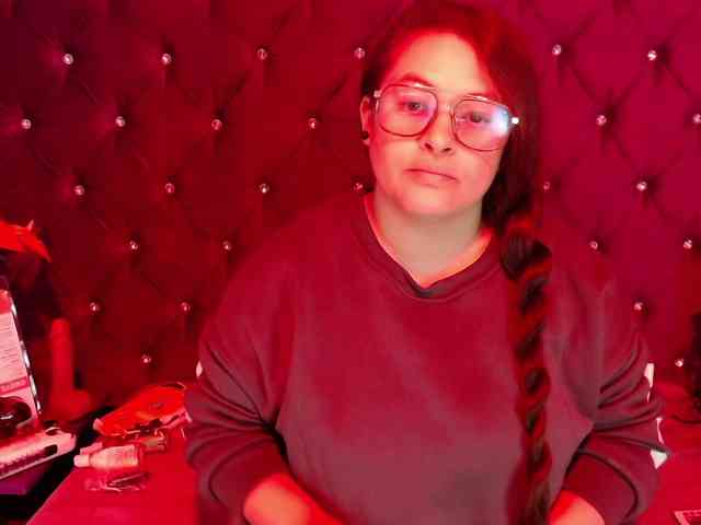 SaraThonson webcam