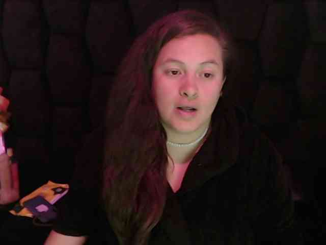 SaraThonson webcam