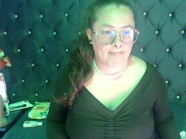 SaraThonson webcam