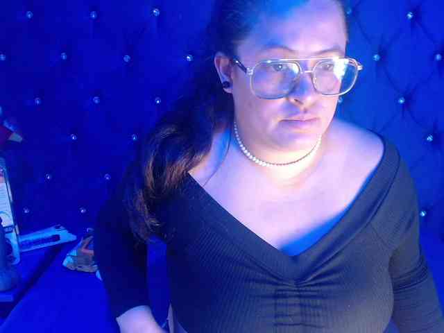 SaraThonson webcam