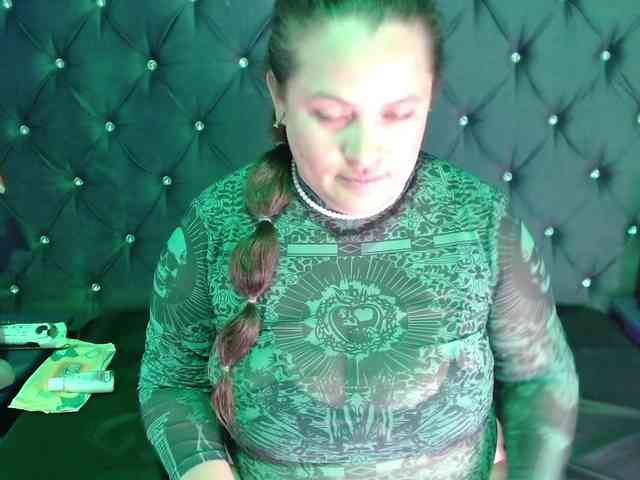 SaraThonson webcam