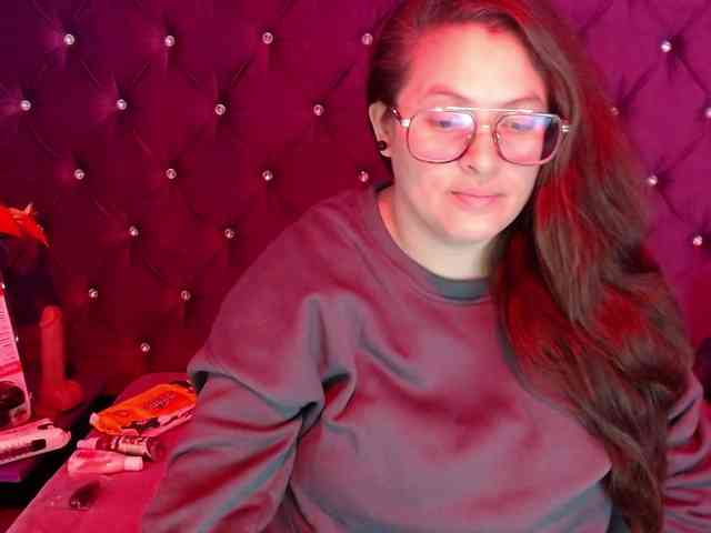 SaraThonson webcam