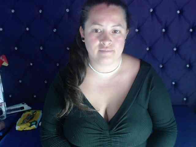SaraThonson webcam