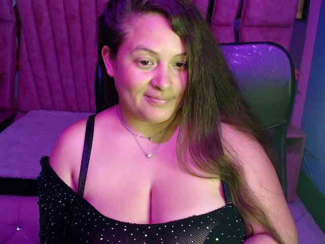 SaraThonson webcam