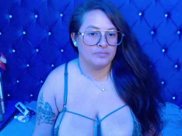 SaraThonson webcam