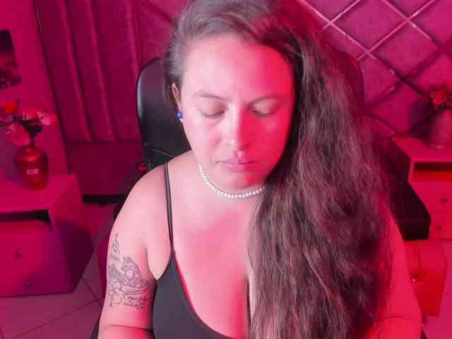 SaraThonson webcam