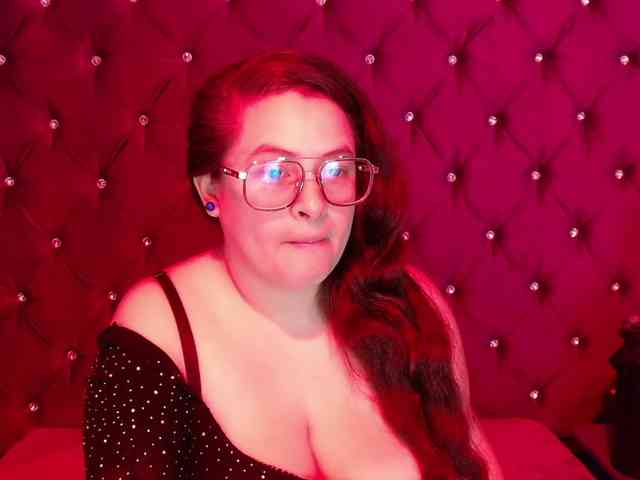 SaraThonson webcam