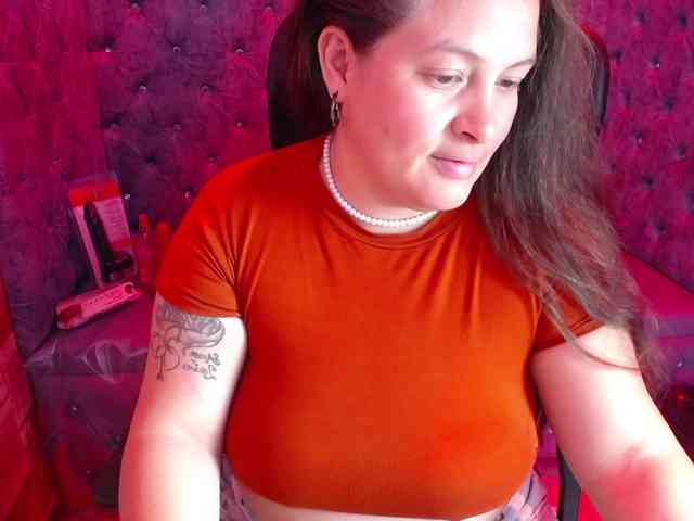 SaraThonson webcam