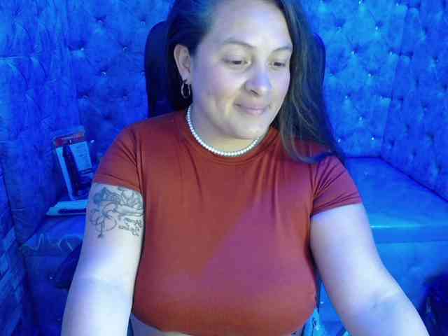 SaraThonson webcam