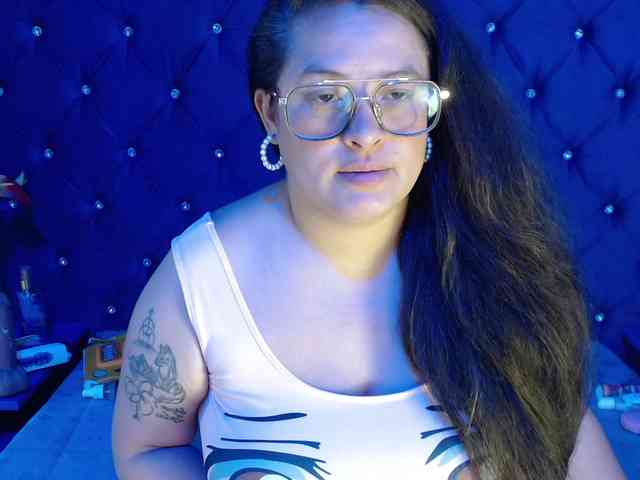 SaraThonson webcam