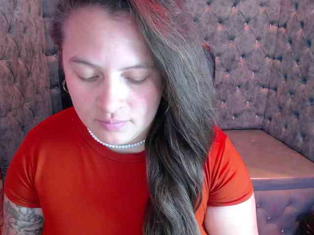 SaraThonson webcam