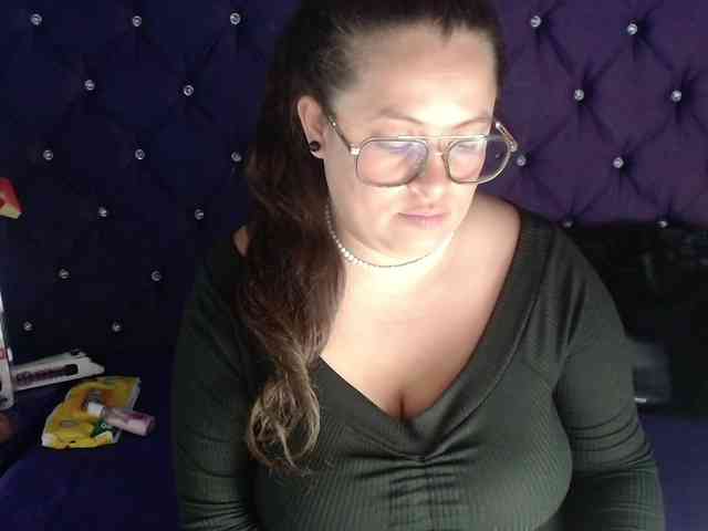 SaraThonson webcam