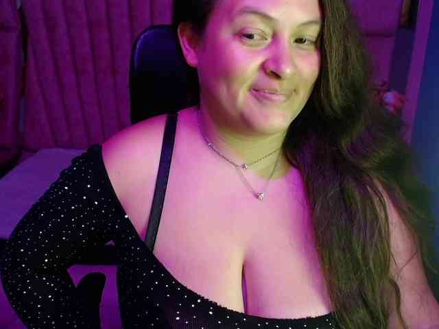 SaraThonson webcam