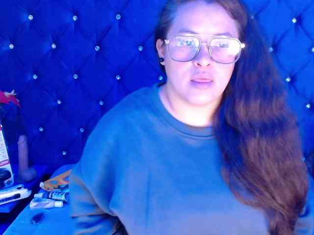 SaraThonson webcam