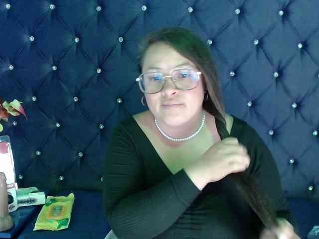 SaraThonson webcam