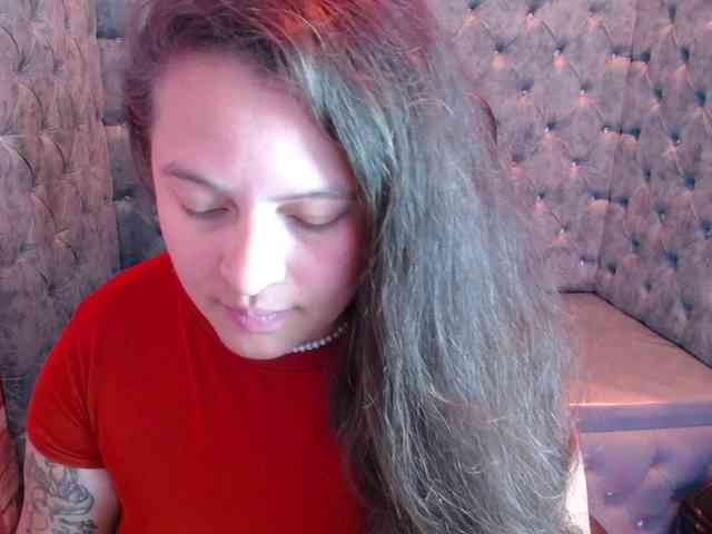 SaraThonson webcam