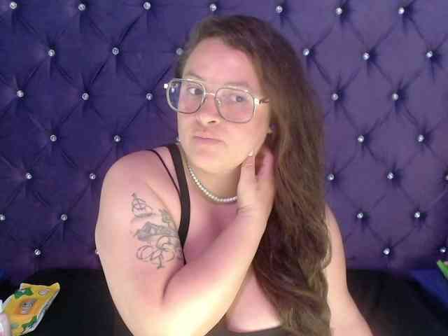 SaraThonson webcam