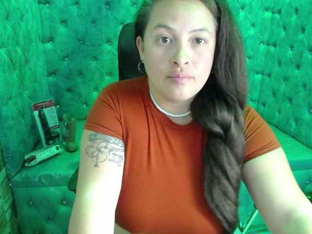 SaraThonson webcam