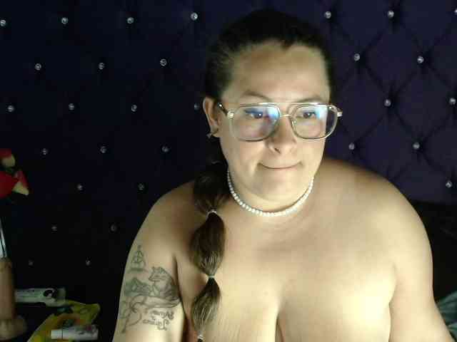 SaraThonson webcam