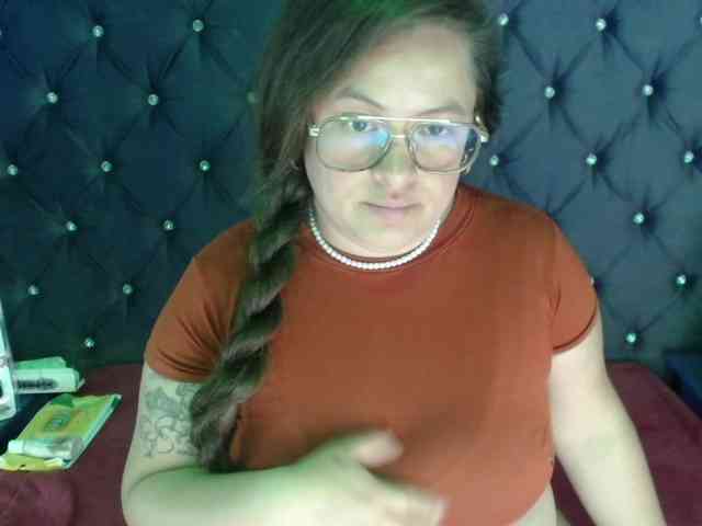 SaraThonson webcam